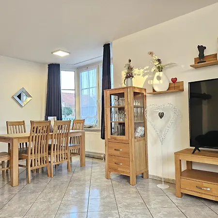 Backbord Im Bootshaus